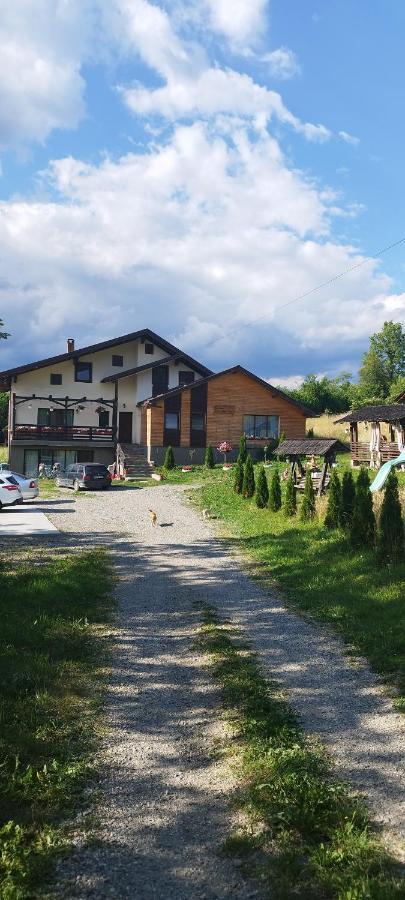 Villa Casa Dunca Sighetu Marmaţiei Exterior foto